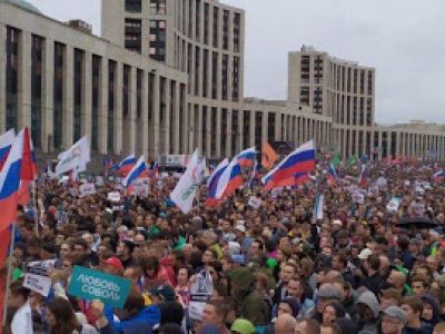 Митинг оппозиции на проспекте Сахарова. Фото: belmarket.by
