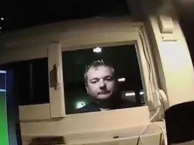 Богдан Цыганенко на паспортном контроле при въезде в РФ. Скриншот видеозаписи, опубликованной ФСБ